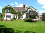 Bed and Breakfast - Tynings House in Wells, Somerset